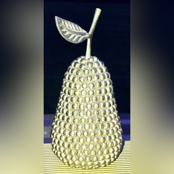 Vintage Mid Century Decorative Bronze Brass Hobnail Studded Metal Figural Pear - Picture 3 of 10